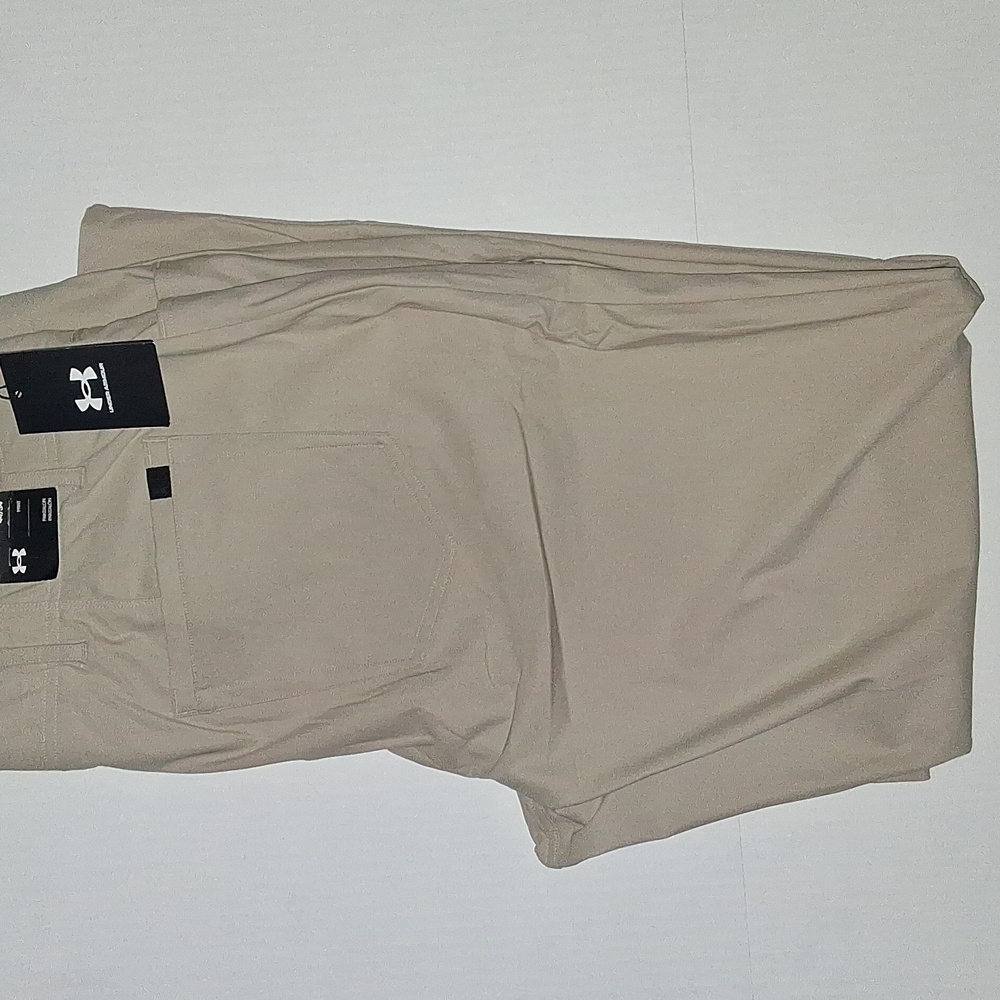 Under Armour Unstoppable 7-Pocket Golf Pants Size-44x34 Color-Tan NWT